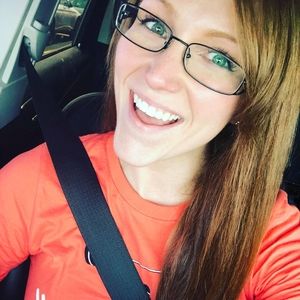 Meet your Posher, Valerie